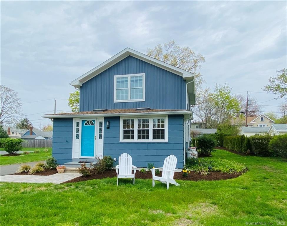 8 Clinton Avenue Old Saybrook CT 06475