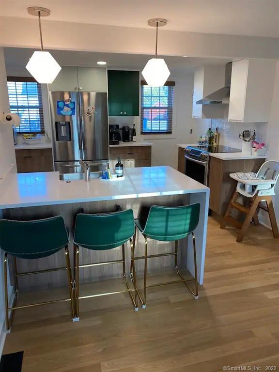 8 Clinton Avenue Old Saybrook CT 06475
