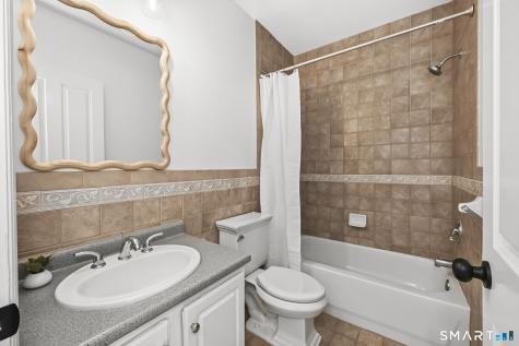 23 Dolsen Place Stamford CT 06901