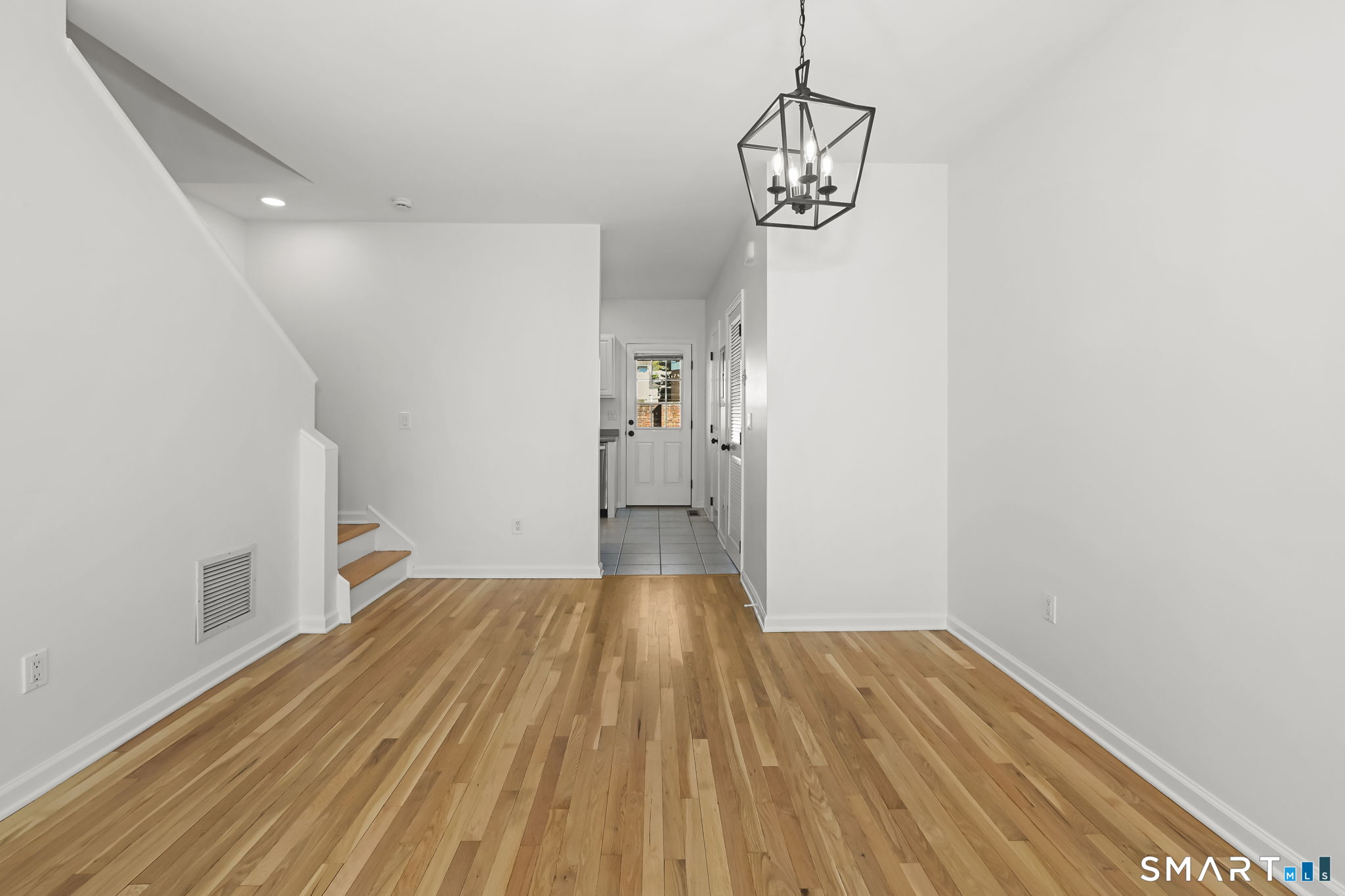 23 Dolsen Place Stamford CT 06901