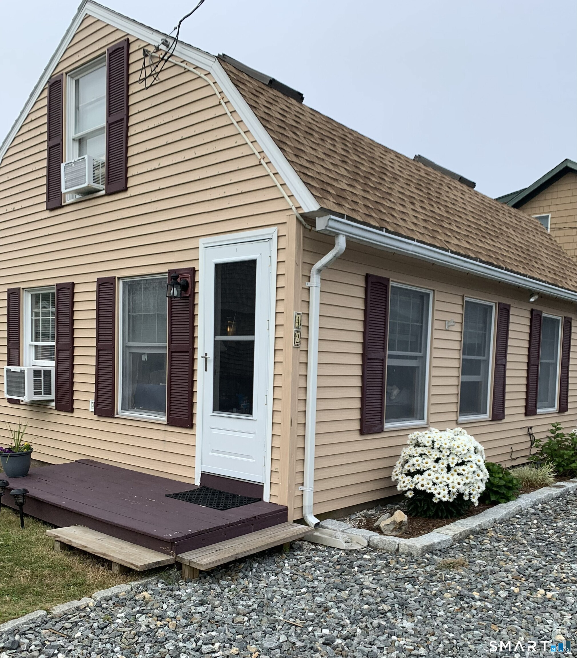 42 Noble Avenue Groton CT 06340