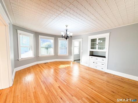 595 North Main Street Suffield CT 06078