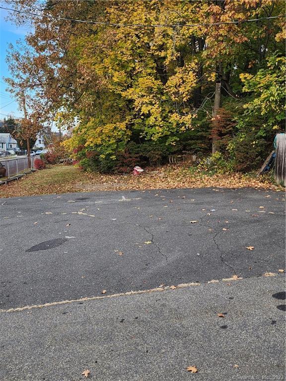 126 Goddard Avenue Bridgeport CT 06610