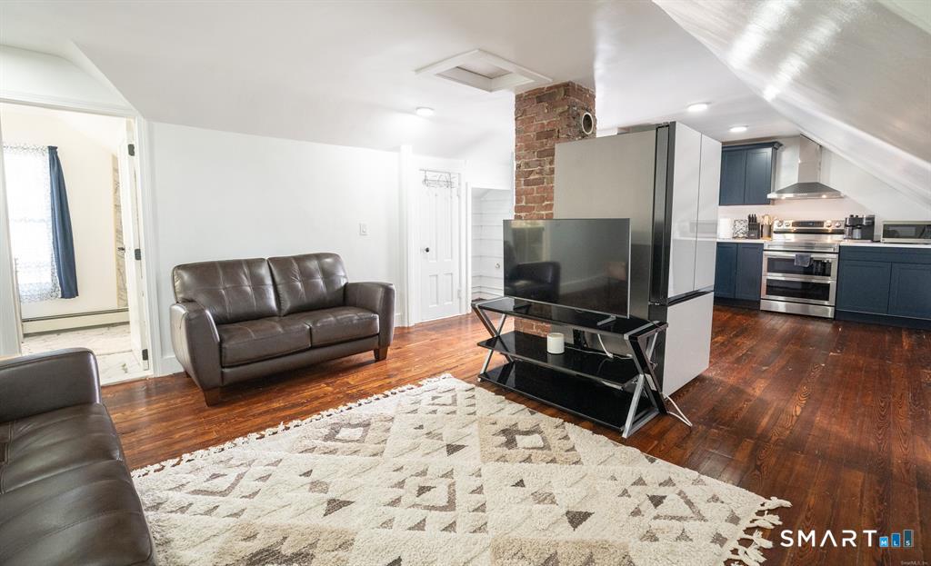 1 Harmony Street Stonington CT 06378