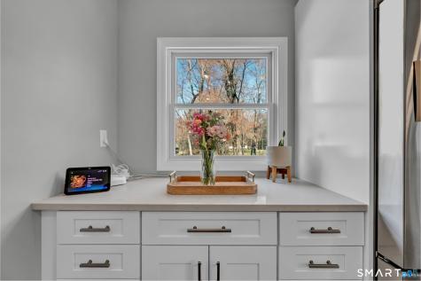 10 Grove Place Bethel CT 06801