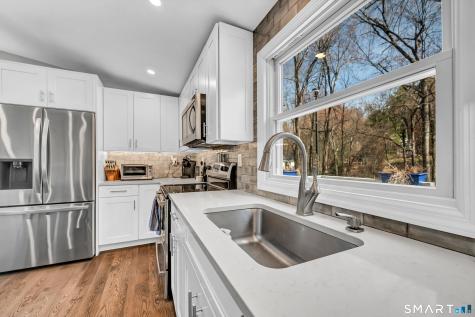 10 Grove Place Bethel CT 06801