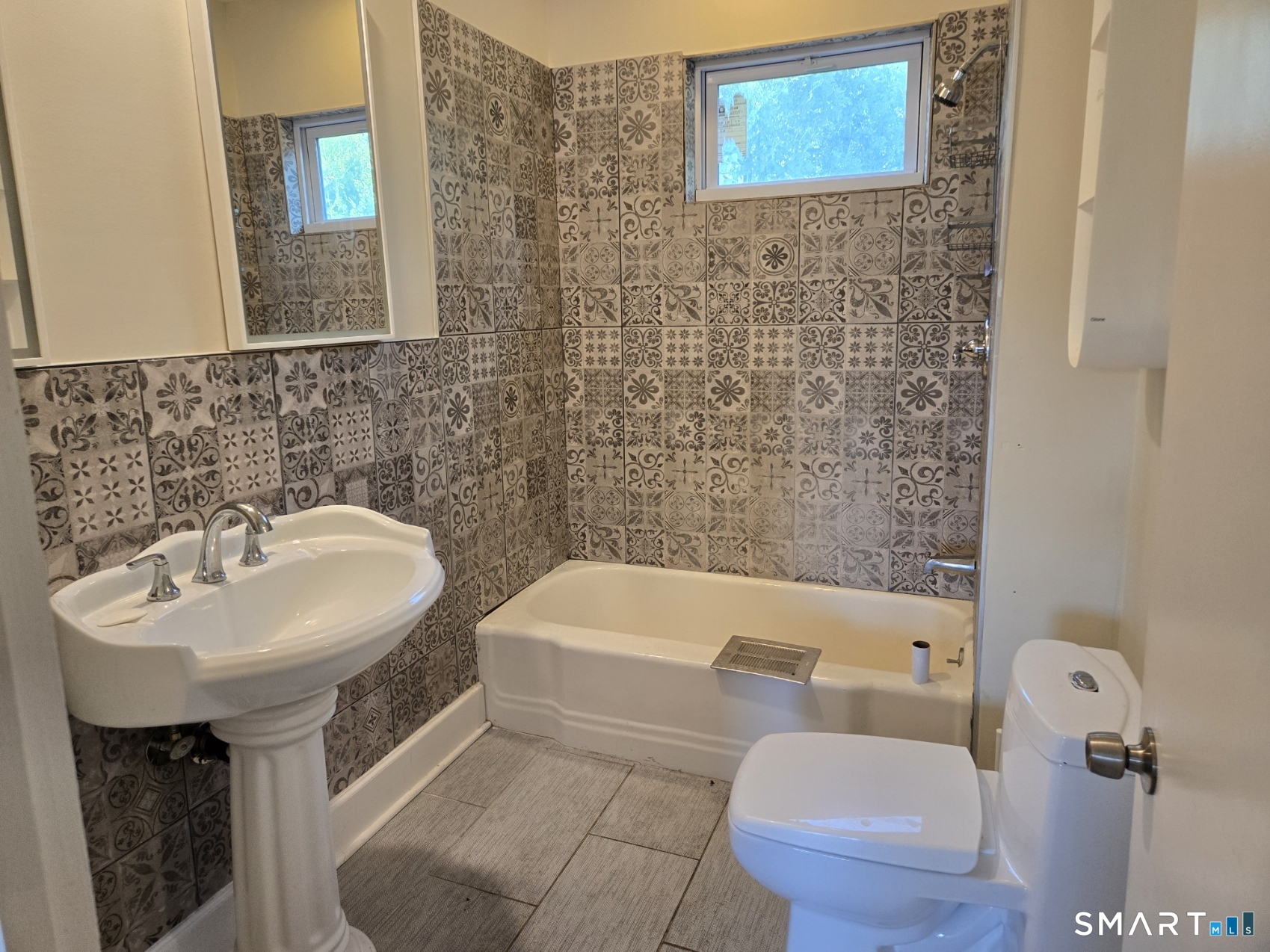 921 Cooke Street Waterbury CT 06704