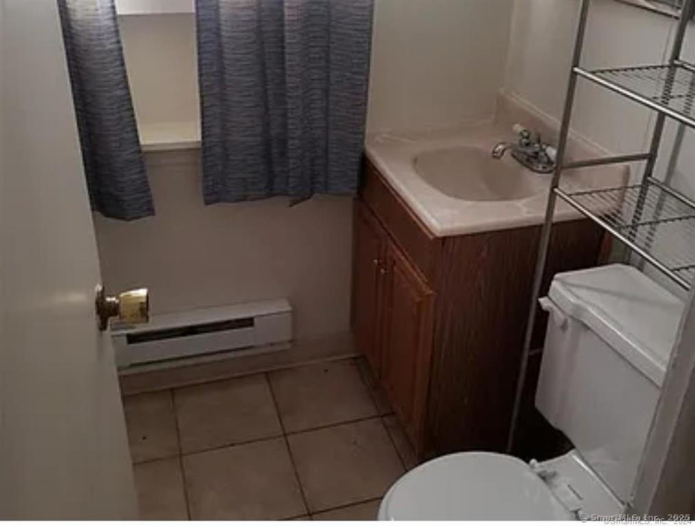1469 Thomaston Avenue Waterbury CT 06704