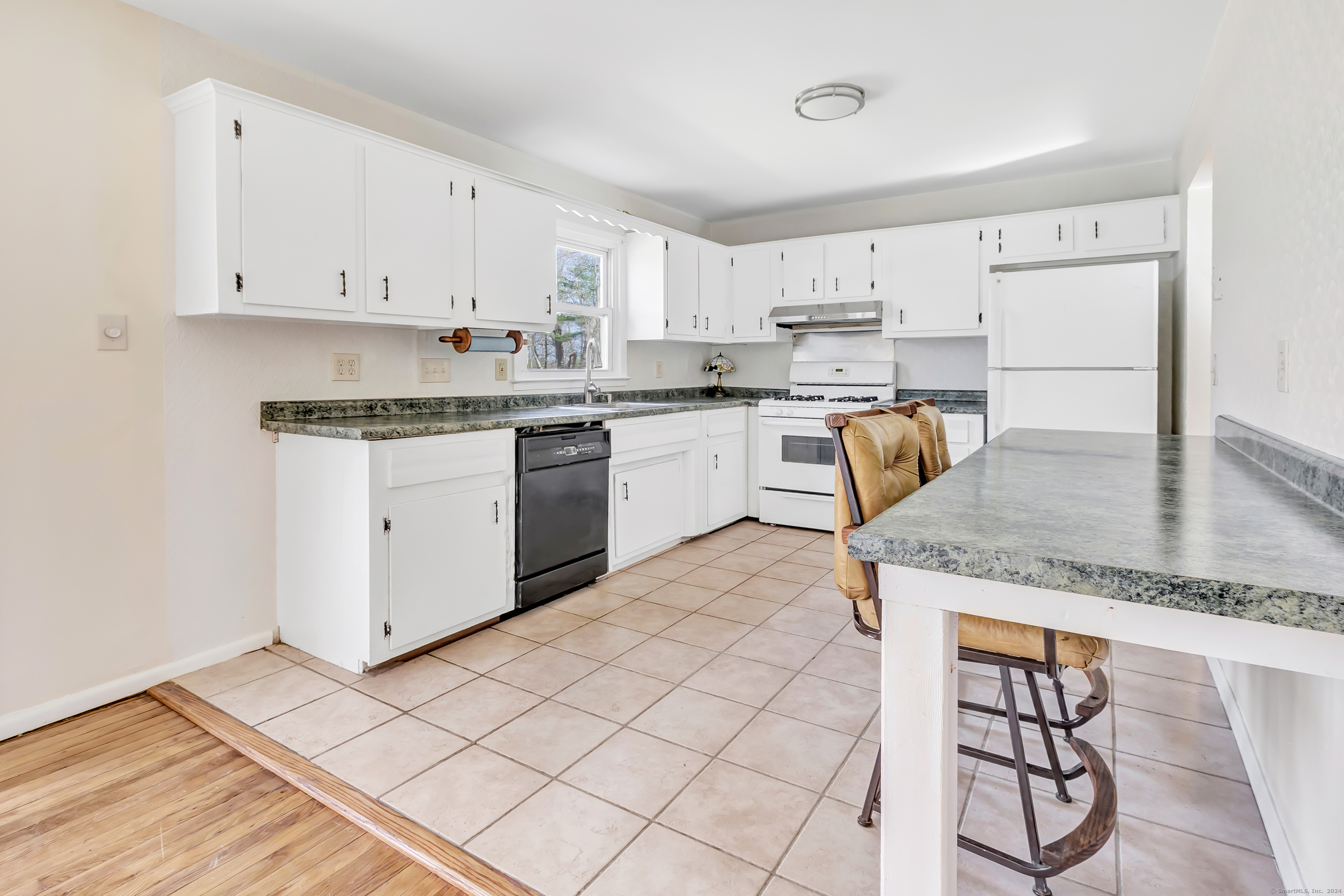 12 Blue Spruce Drive Newtown CT 06470