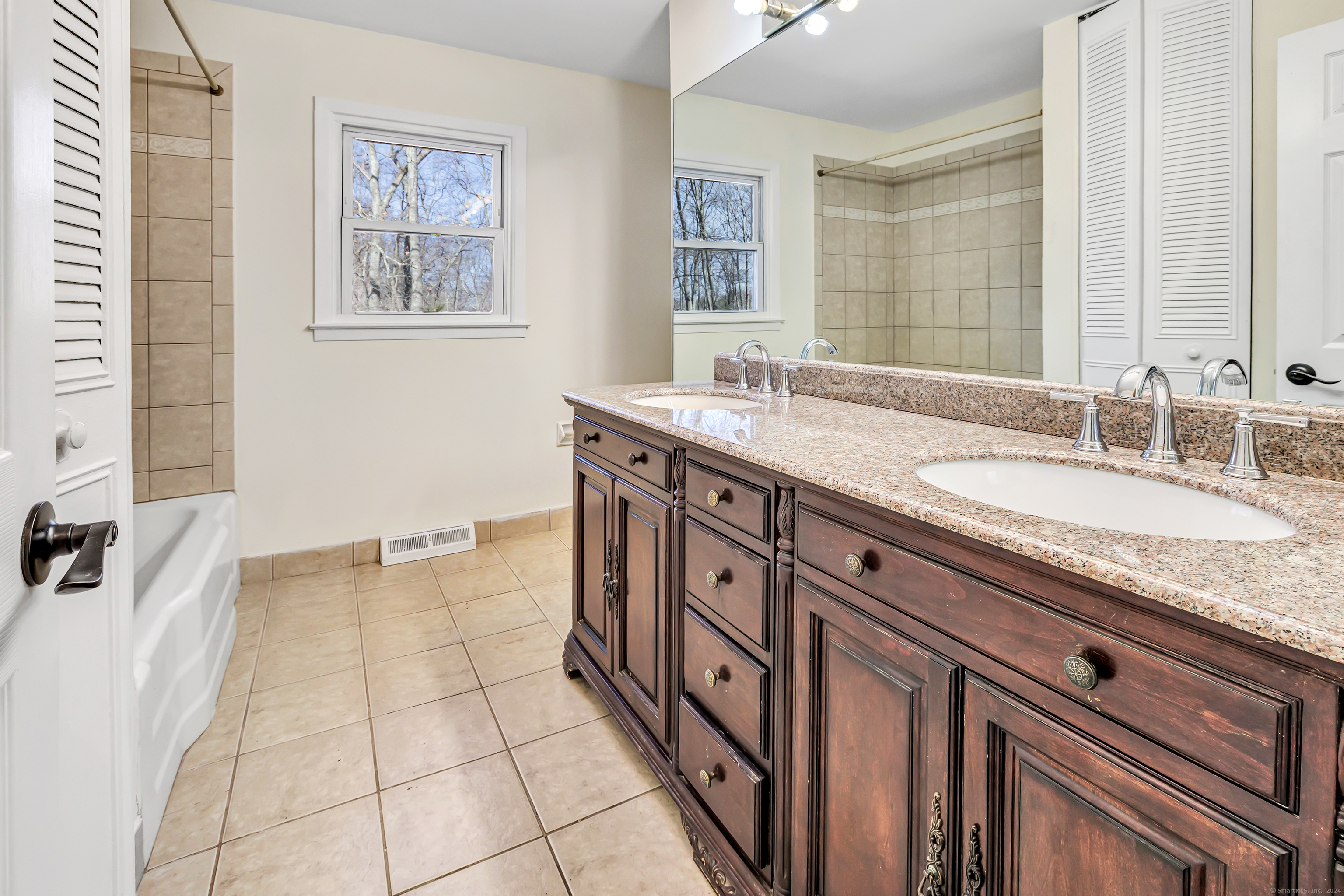 12 Blue Spruce Drive Newtown CT 06470