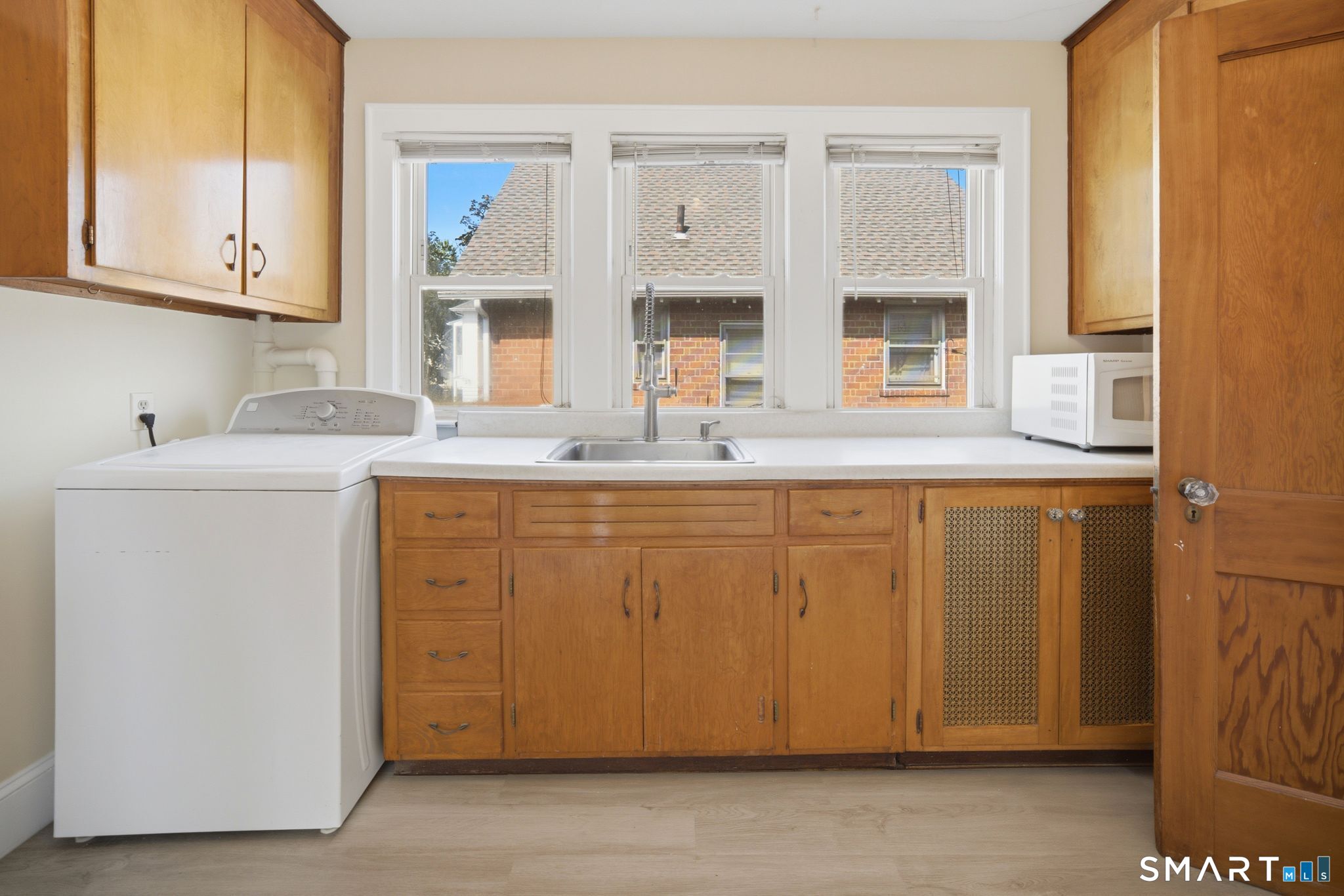 99 Thomas Street West Hartford CT 06119