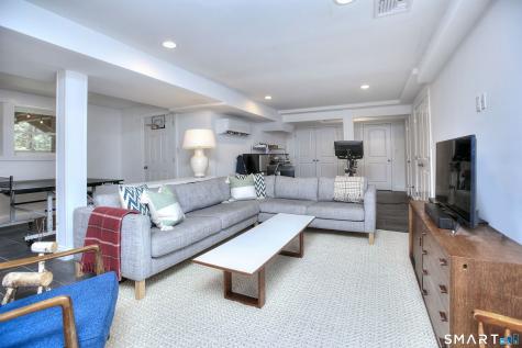 10 Tiffany Lane Weston CT 06883