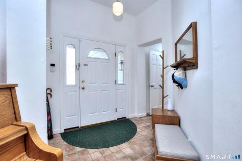 10 Tiffany Lane Weston CT 06883