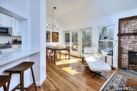 10 Tiffany Lane Weston CT 06883