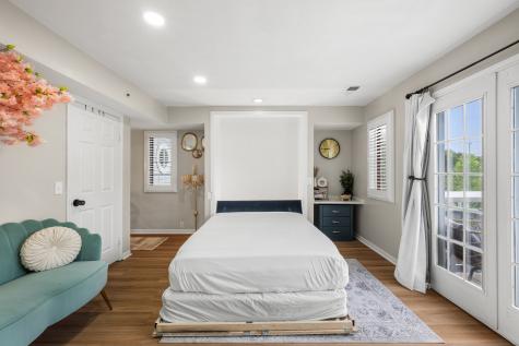 2122 Old Pond Lane Norwich CT 06360