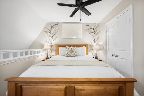 2122 Old Pond Lane Norwich CT 06360