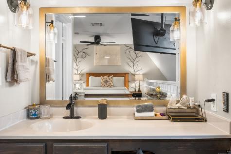 2122 Old Pond Lane Norwich CT 06360