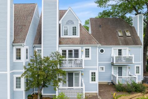 2122 Old Pond Lane Norwich CT 06360