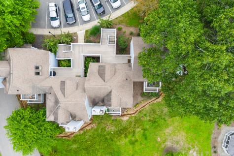 2122 Old Pond Lane Norwich CT 06360