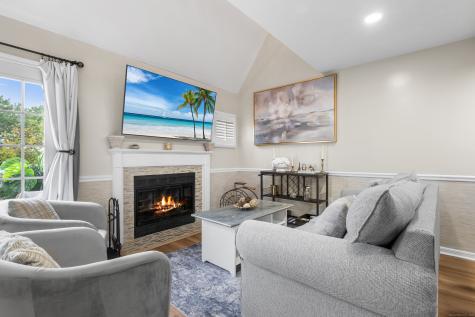 2122 Old Pond Lane Norwich CT 06360