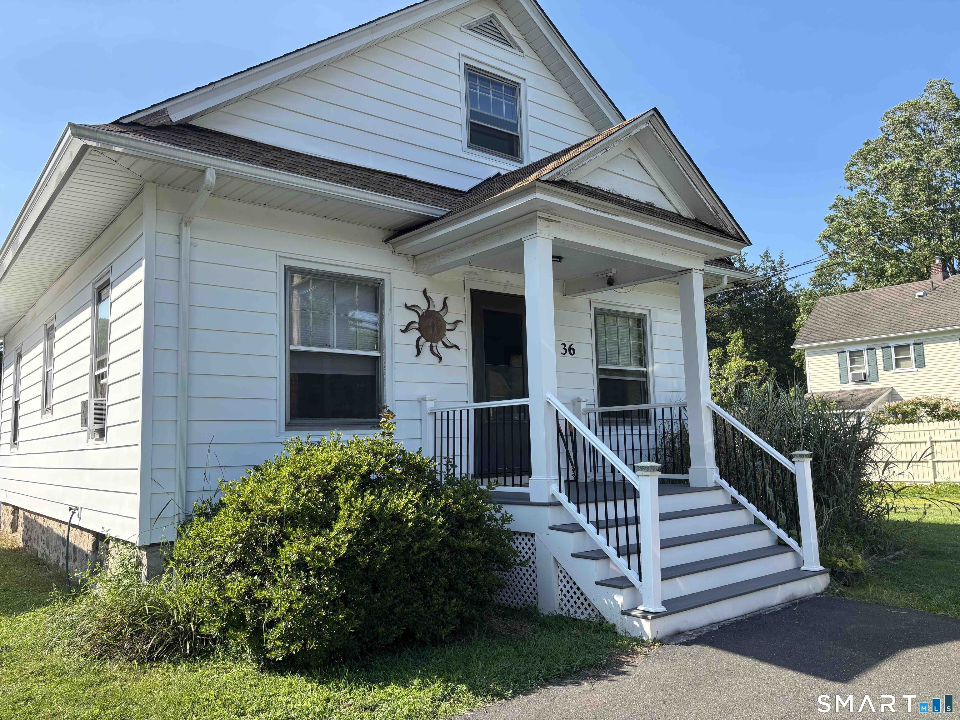 36 Sugar Street Newtown CT 06470