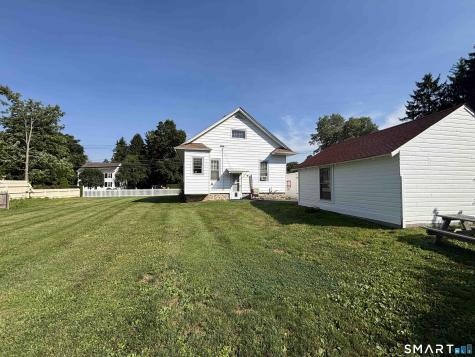 36 Sugar Street Newtown CT 06470