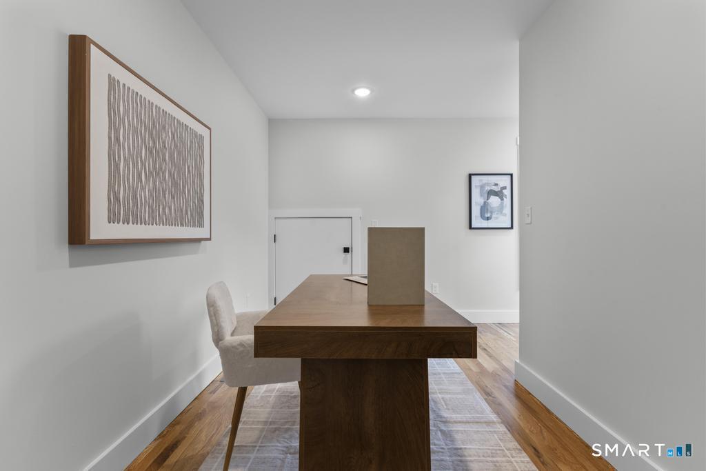 22 Merritt Avenue Woodbridge CT 06525