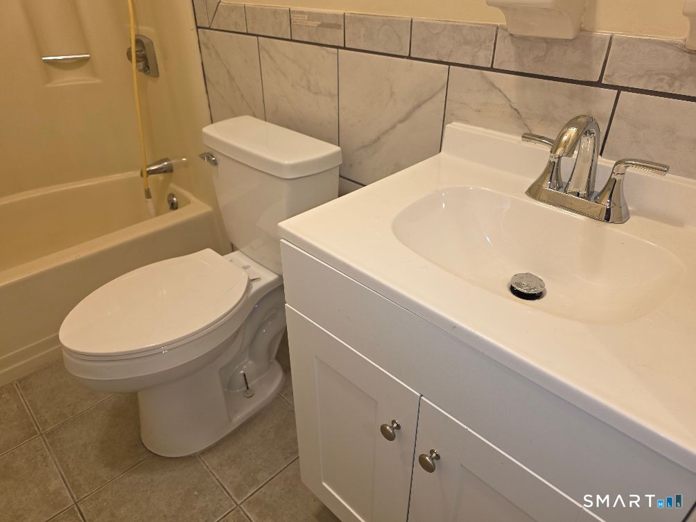 790 First Avenue West Haven CT 06516
