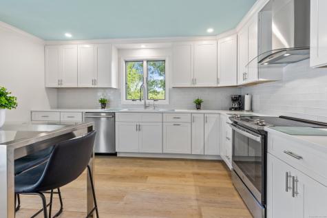 72 Cherry Lane Madison CT 06443