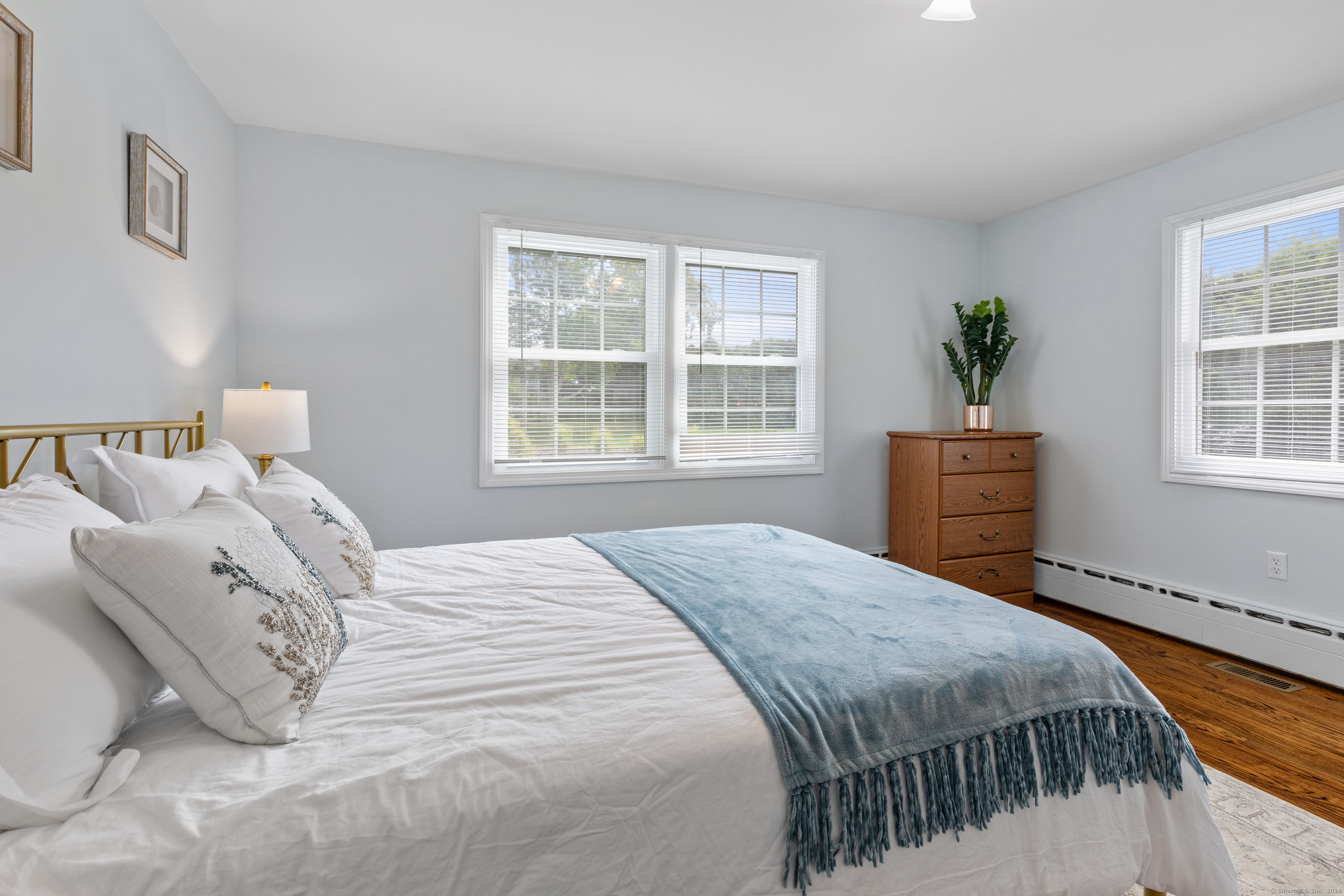 72 Cherry Lane Madison CT 06443