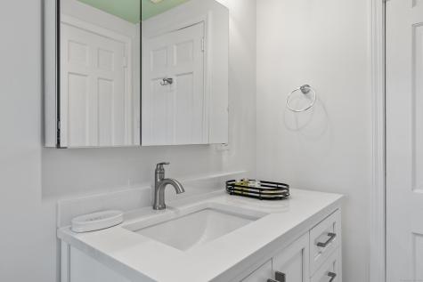 72 Cherry Lane Madison CT 06443