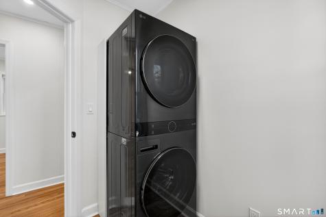 195 Laurel Place Bridgeport CT 06604