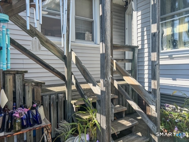 179 Montauk Avenue New London CT 06320