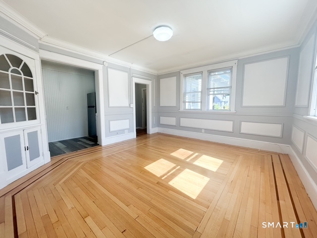 179 Montauk Avenue New London CT 06320