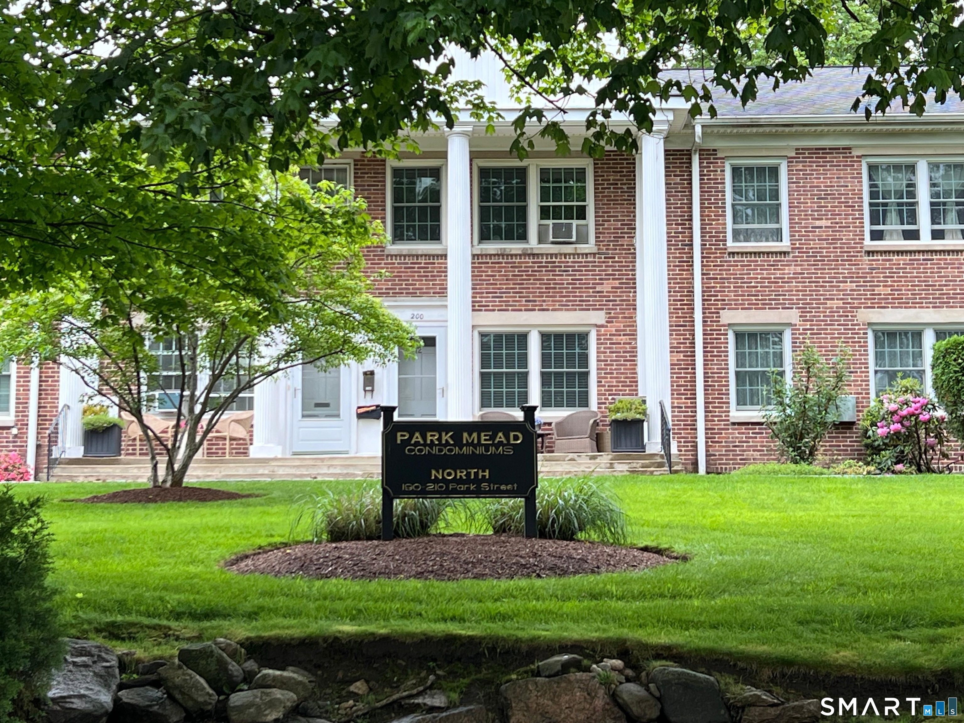 192 Park Street New Canaan CT 06840
