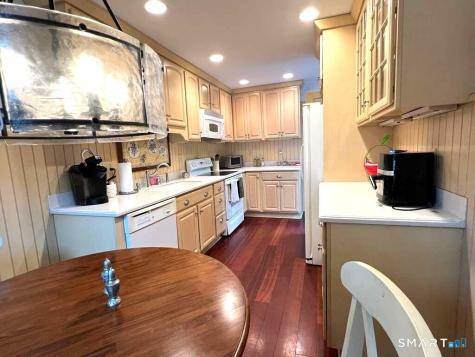 192 Park Street New Canaan CT 06840