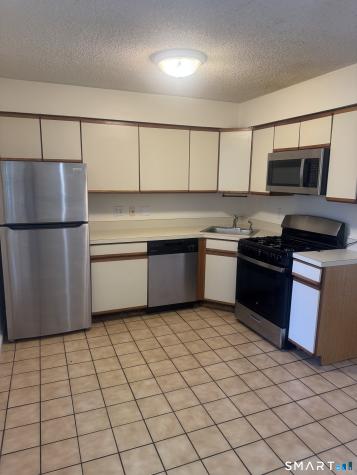 116 Commerce Street Clinton CT 06413