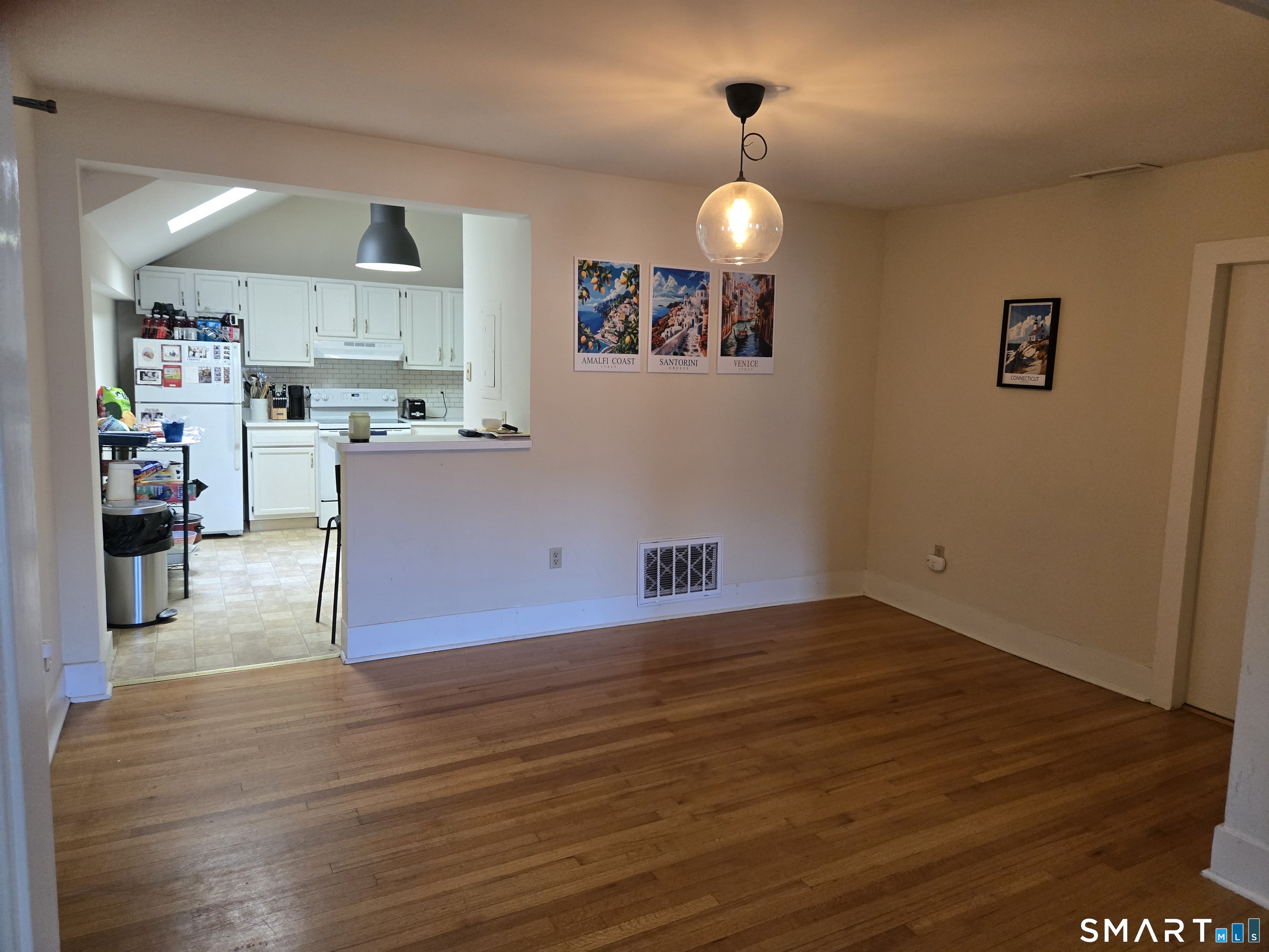 1118 Main Street Branford CT 06405