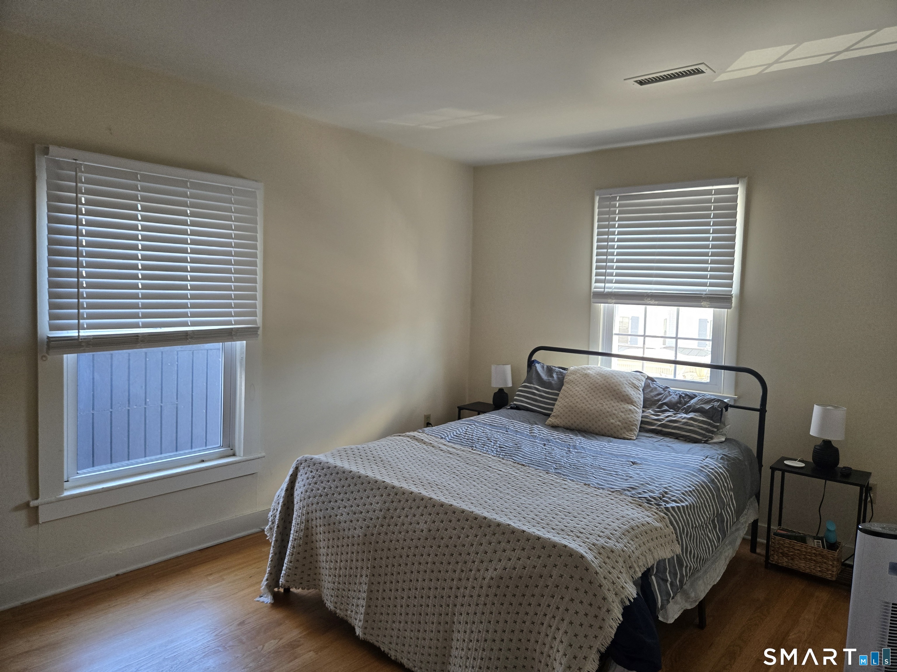 1118 Main Street Branford CT 06405