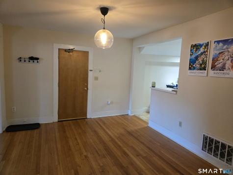 1118 Main Street Branford CT 06405