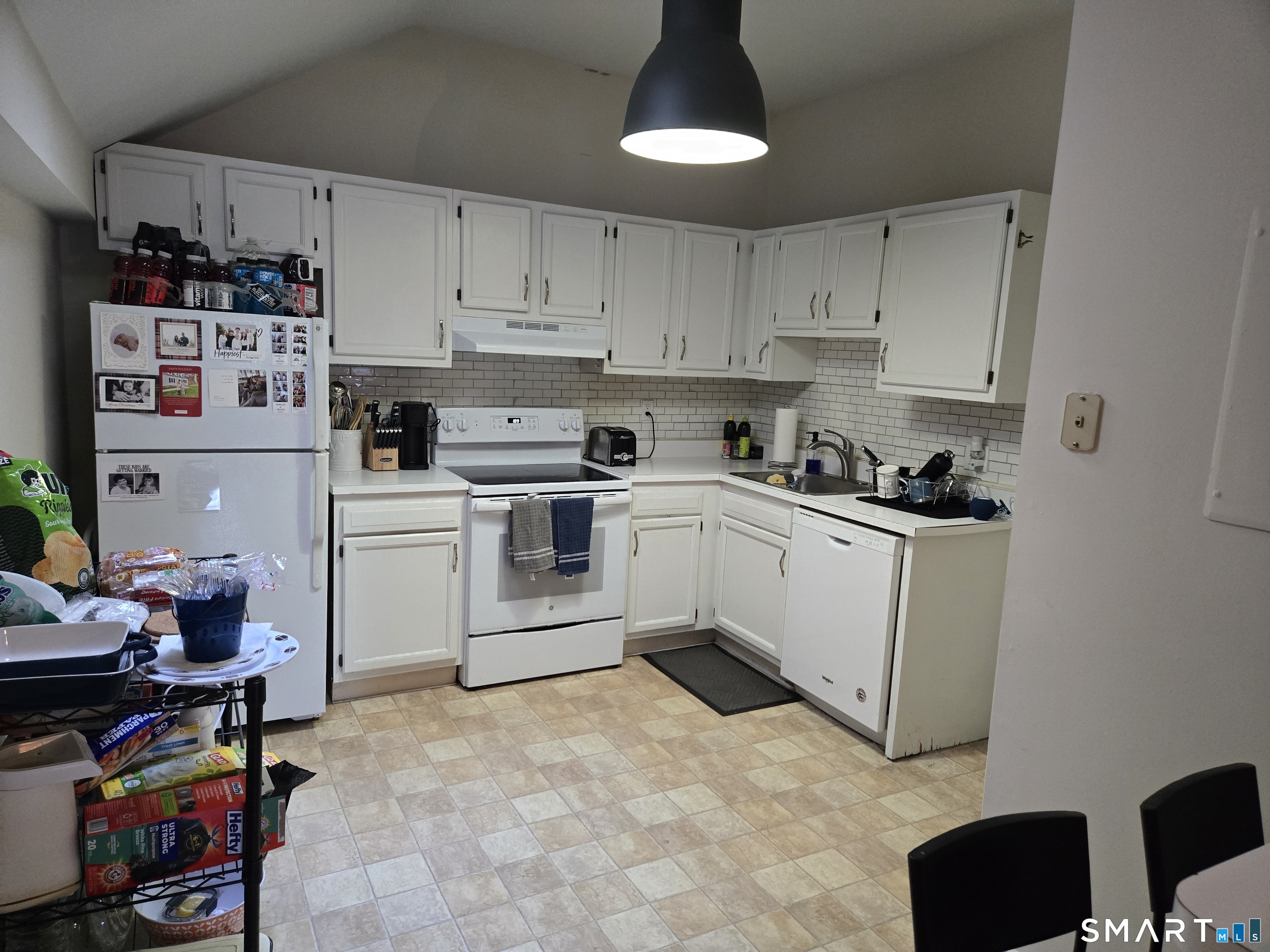 1118 Main Street Branford CT 06405