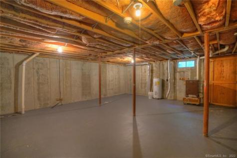 26 Dartmouth Drive Groton CT 06355