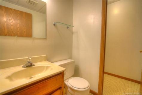 26 Dartmouth Drive Groton CT 06355