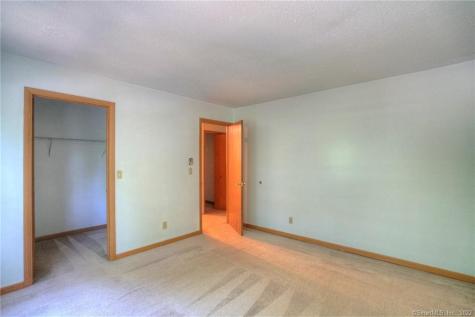 26 Dartmouth Drive Groton CT 06355