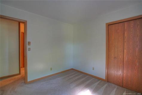 26 Dartmouth Drive Groton CT 06355