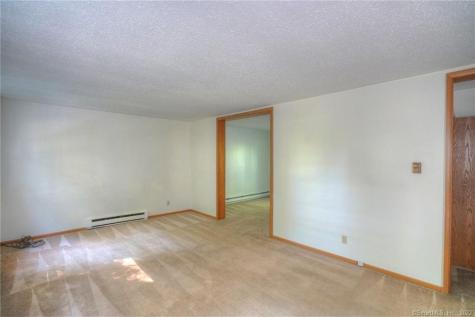 26 Dartmouth Drive Groton CT 06355