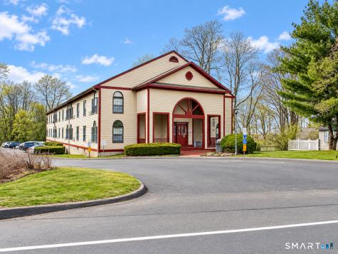 24 West Road Ellington CT 06029