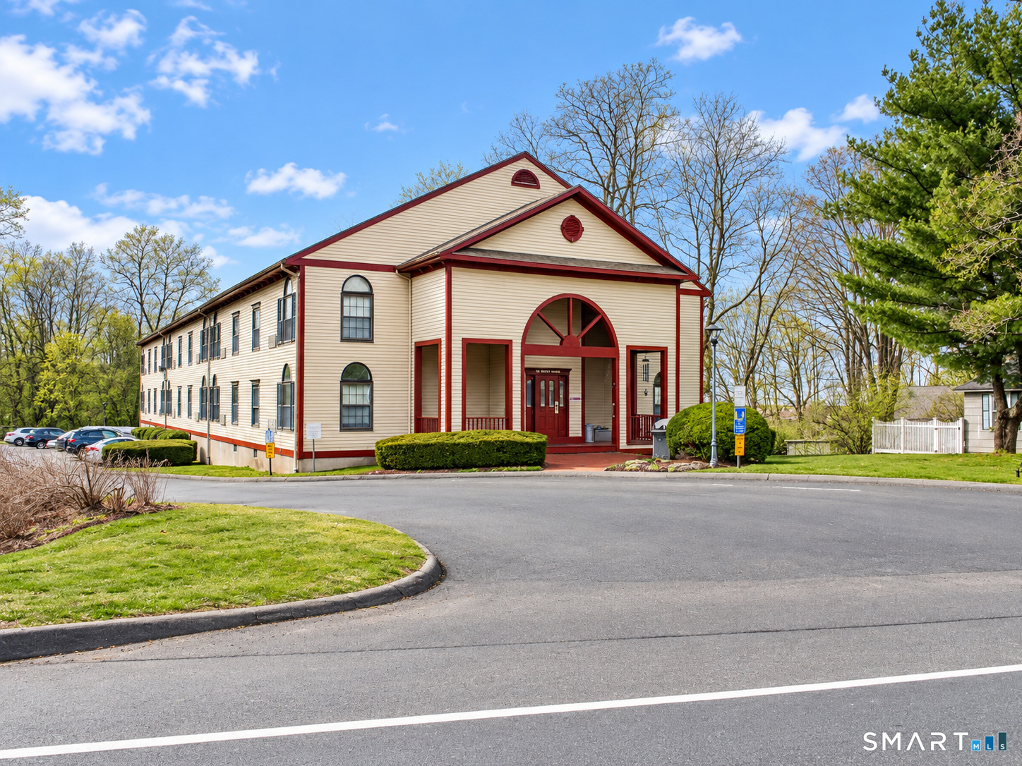 24 West Road Ellington CT 06029