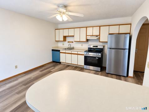 24 West Road Ellington CT 06029