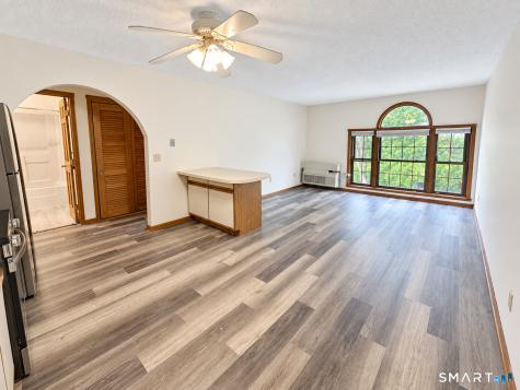 24 West Road Ellington CT 06029